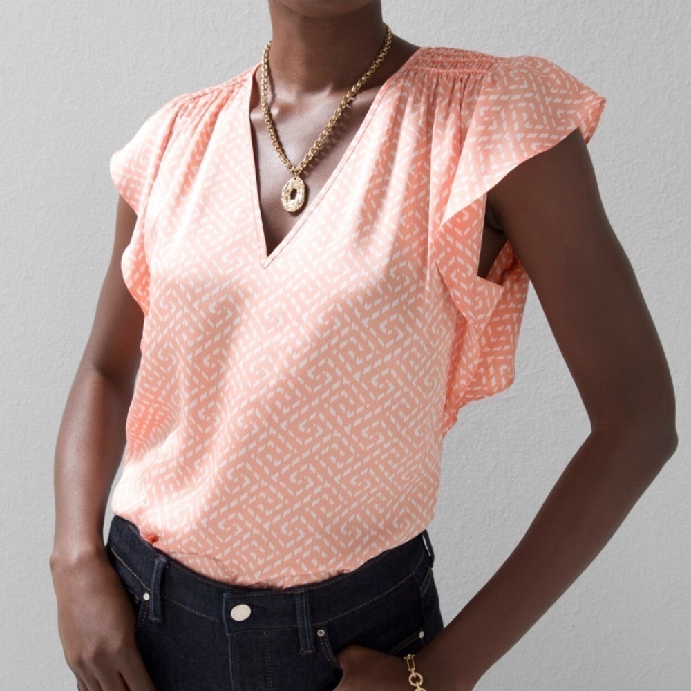 White House Black Market Peachy Flutter Sleeve Blouse